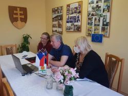 Výmenné aktivity pracovníkov a klientov - received_172631904639312